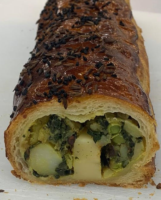Dunk’s Spiced Potato, Spinach and Paneer roll